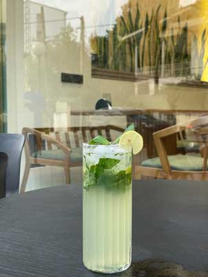 موهیتو کافی شاپ لانیا